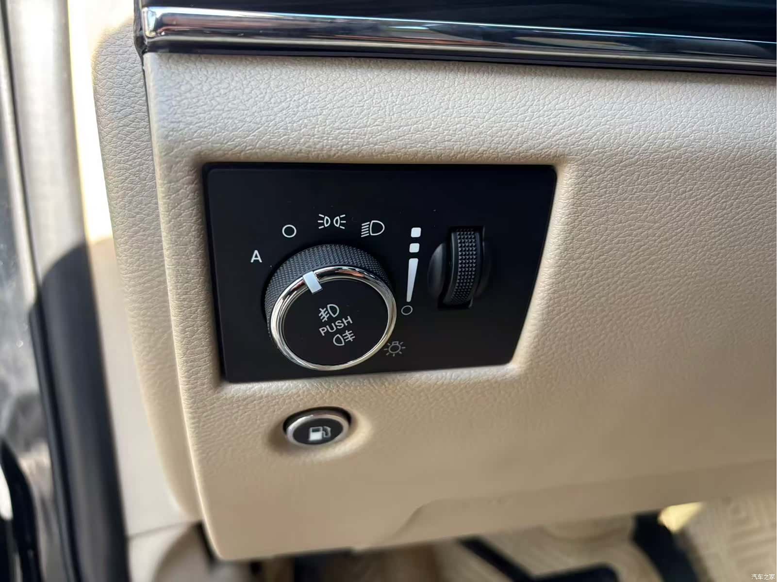 Jeep Grand Cherokee, 2022 27