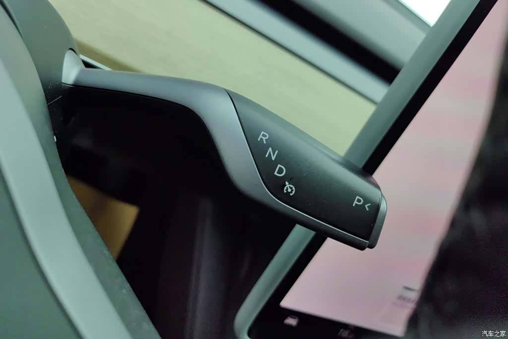 Tesla Model 3, 2023 16
