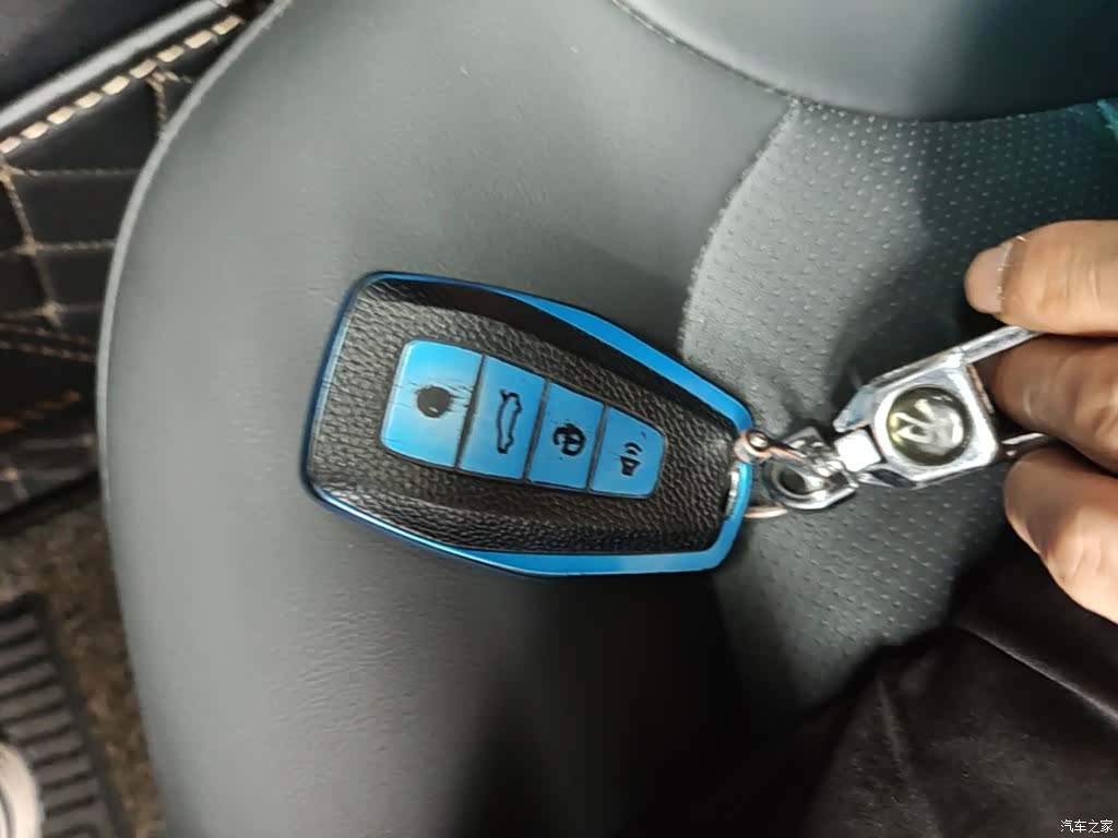 Geely Emgrand, 2021 9
