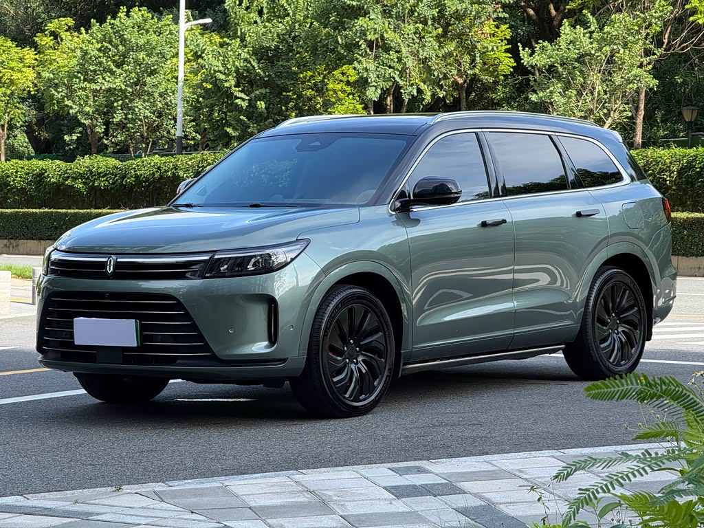 AITO M7