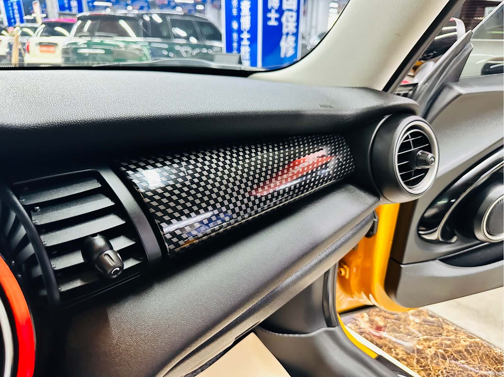 Mini Cooper, 2015 42