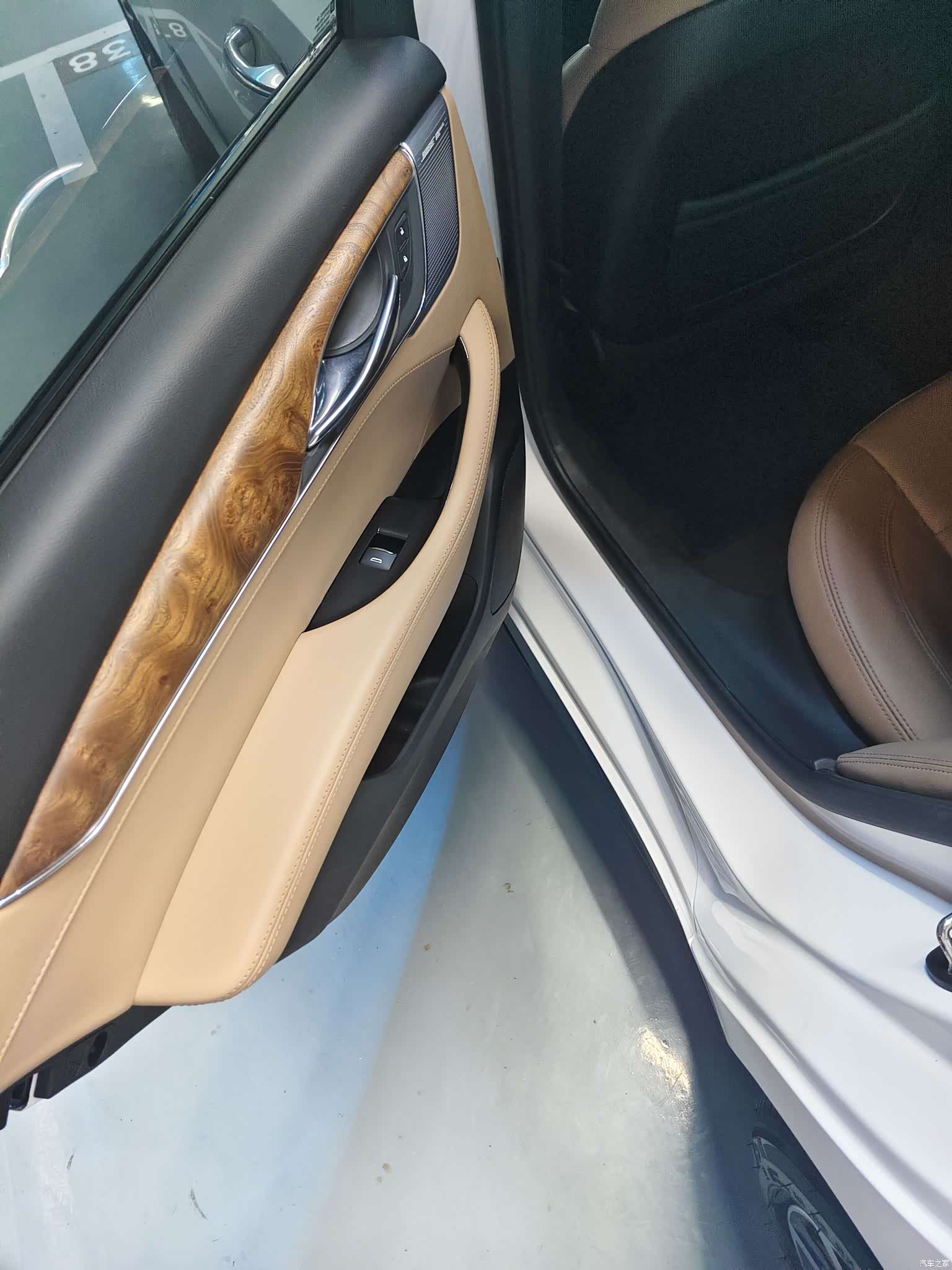 Cadillac CT5, 2022 10