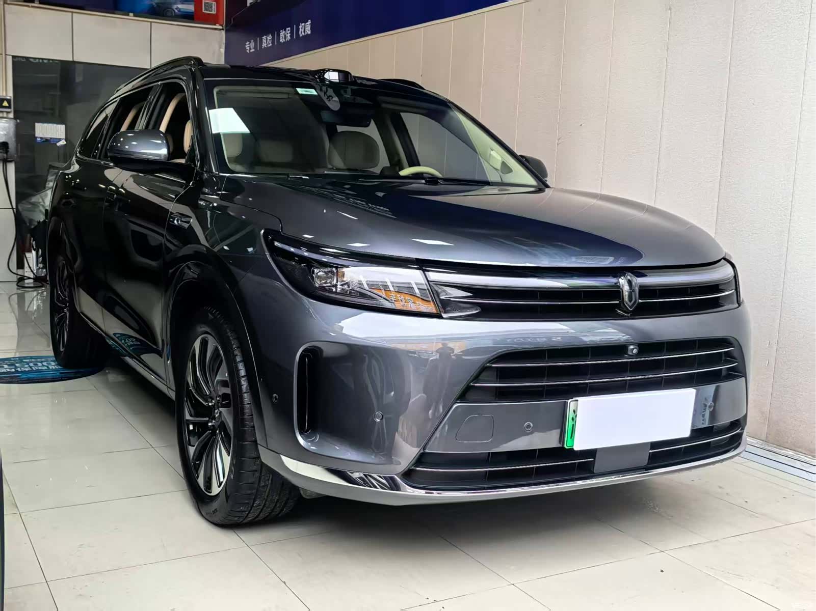 AITO M7, 2024 3