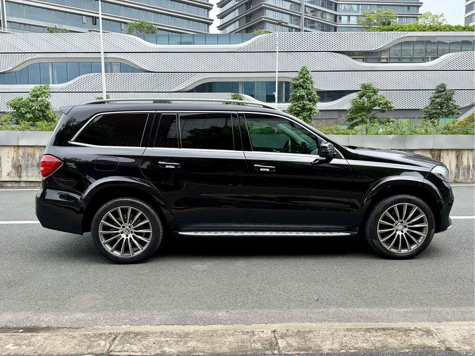 Mercedes-Benz GLS, 2016 7