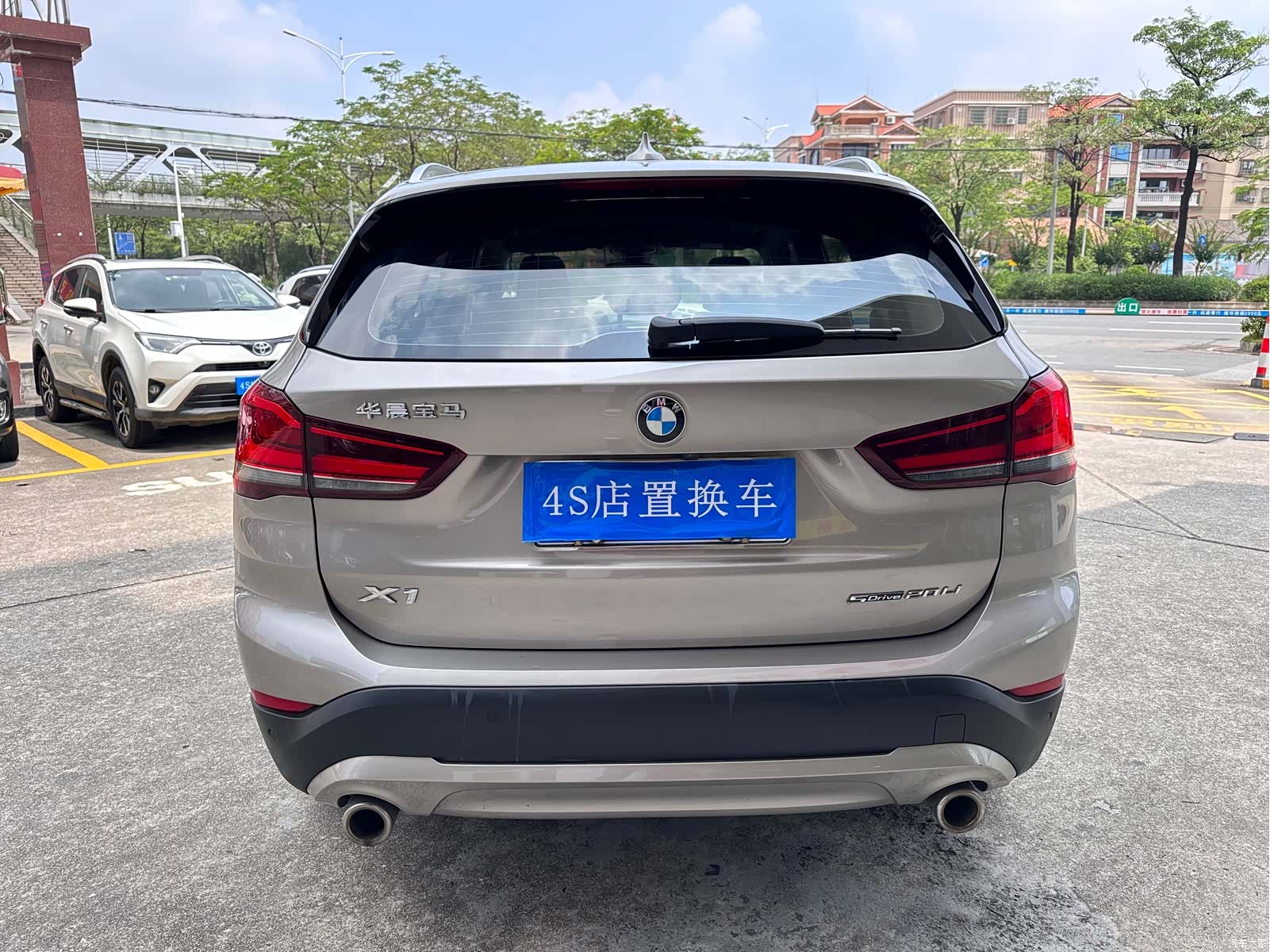BMW X1, 2020 все фото