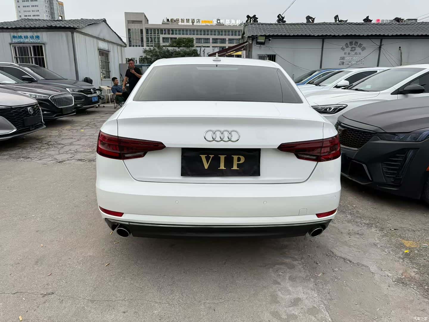 Audi A4L, 2018 7