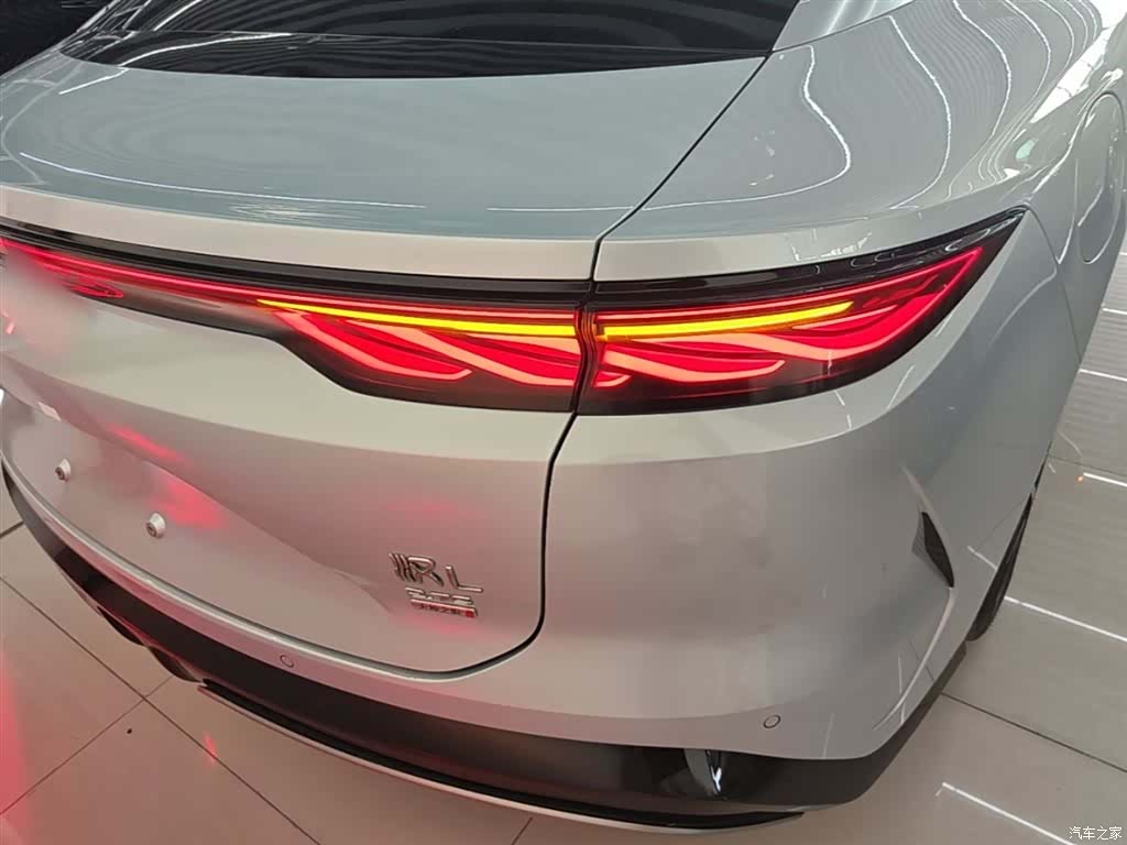 BYD Han, 2025 8