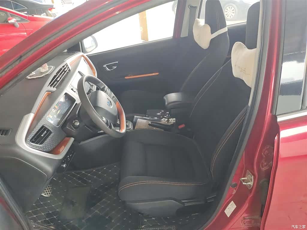 Geely X1, 2017 11
