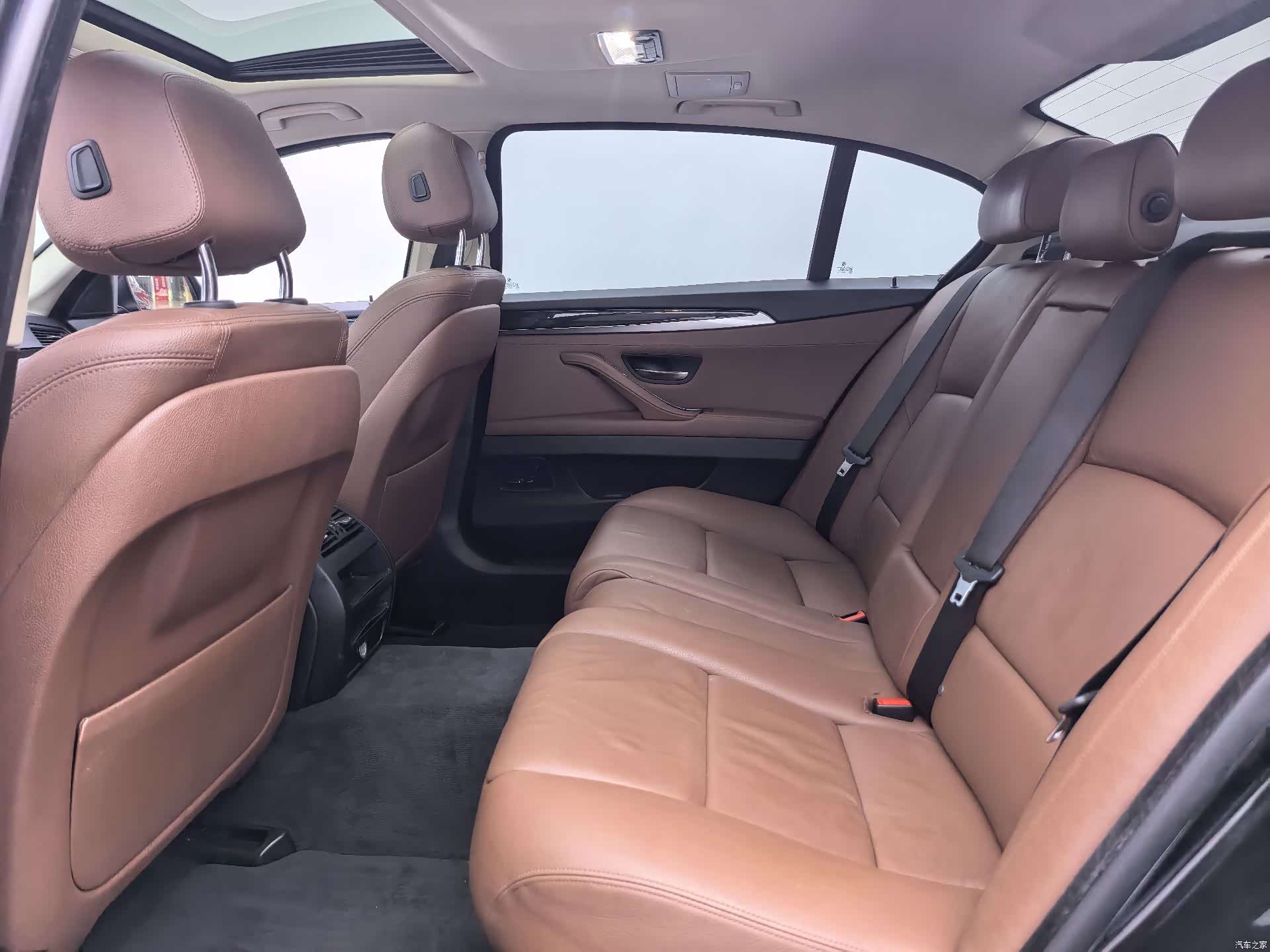 BMW 5 Series, 2016 16