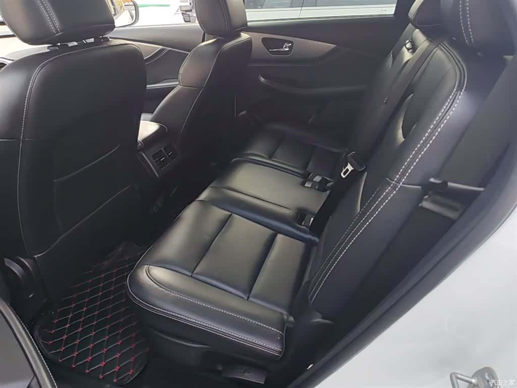 DongFeng S560, 2018 17