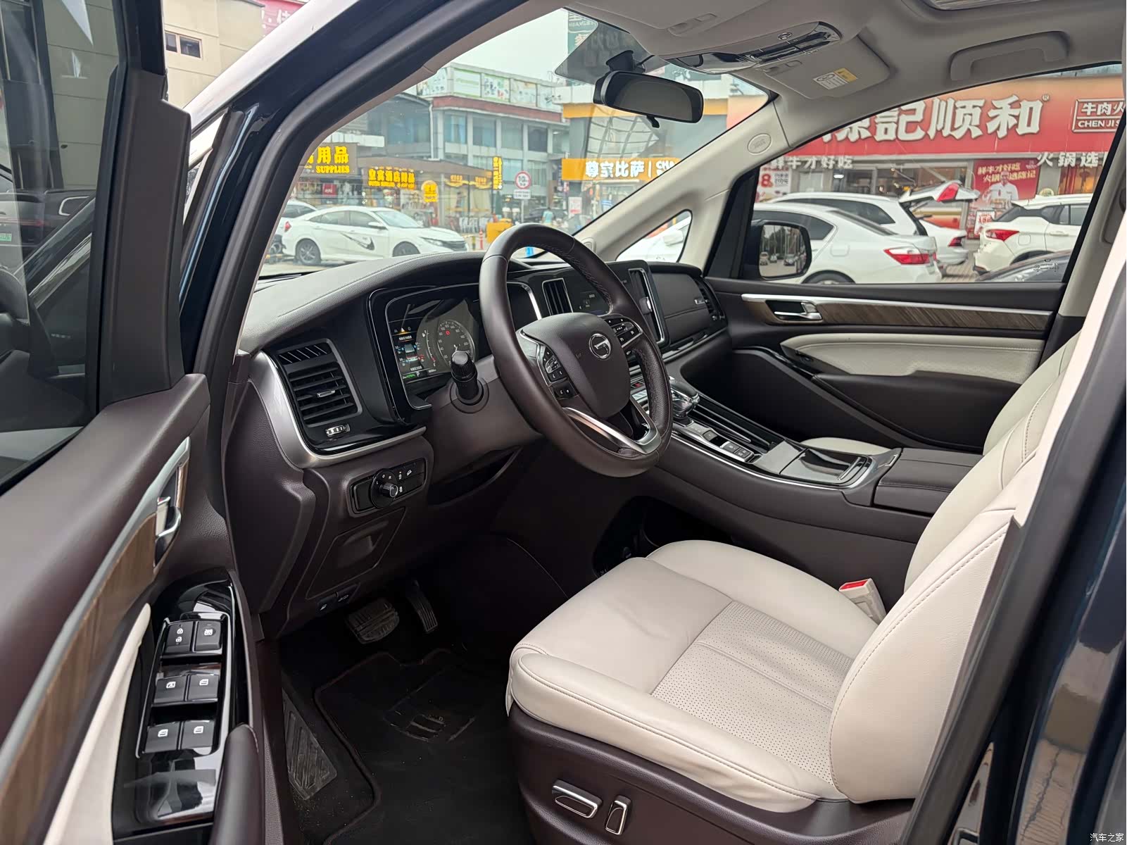 Trumpchi M8, 2021 все фото