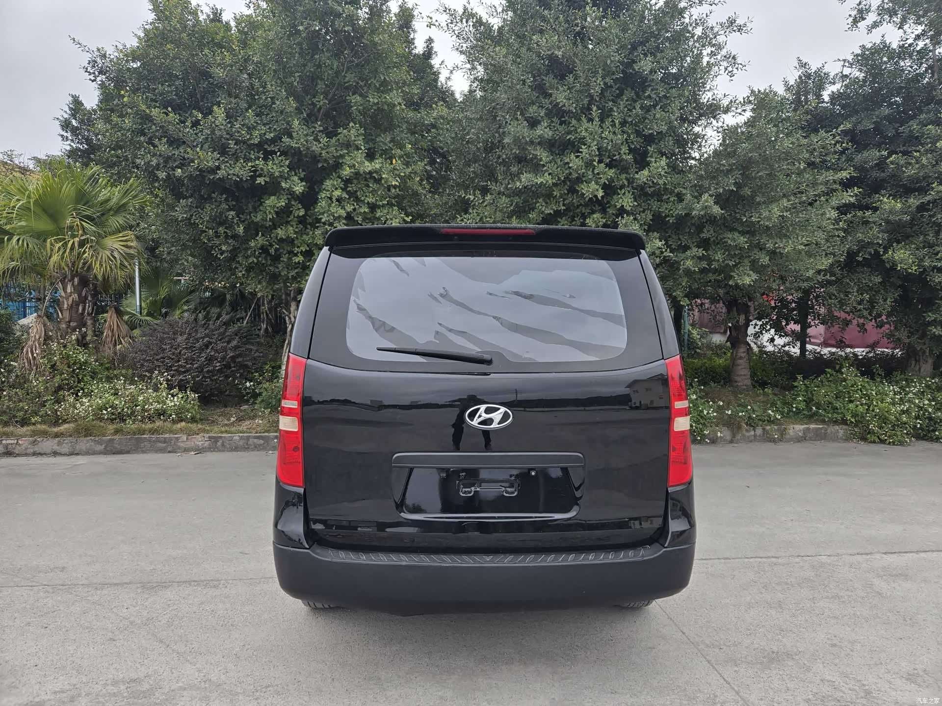 Hyundai H-1, 2013 3