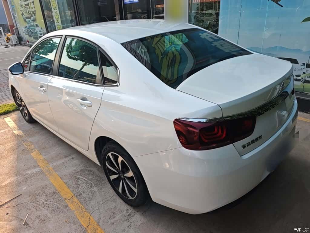 Citroen C4, 2018 все фото