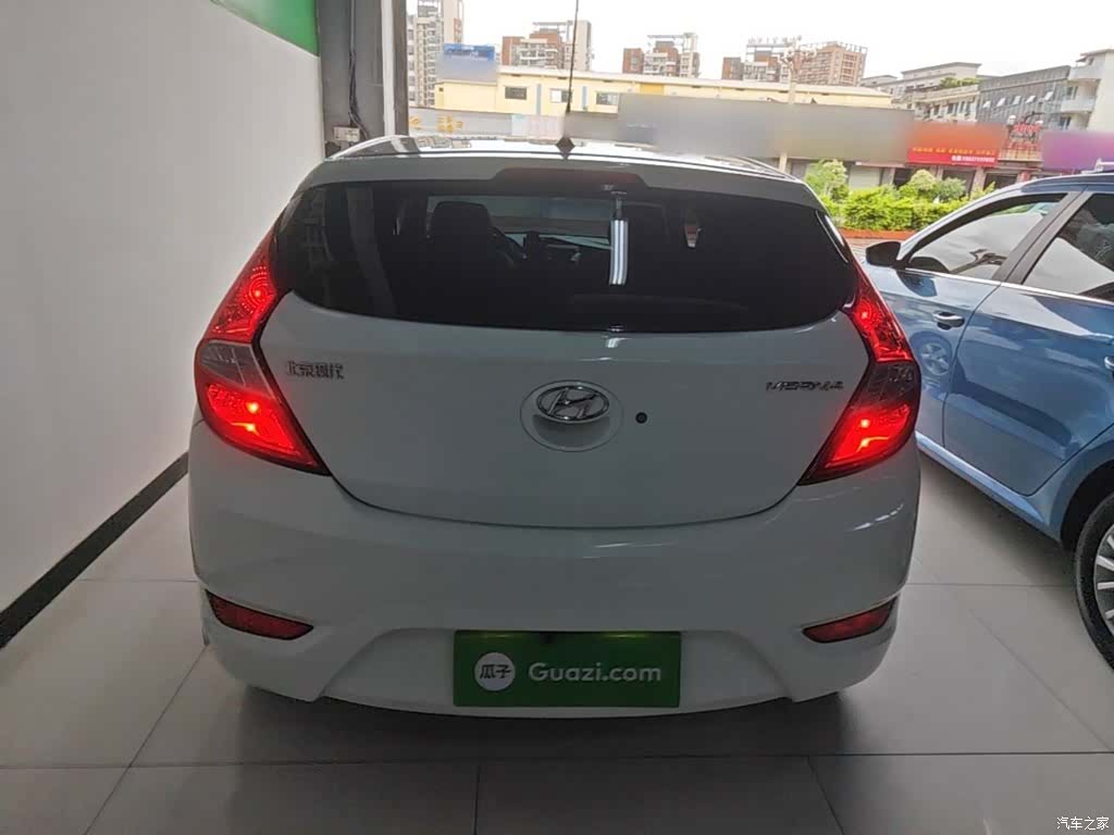 Hyundai GLX, 2015 6