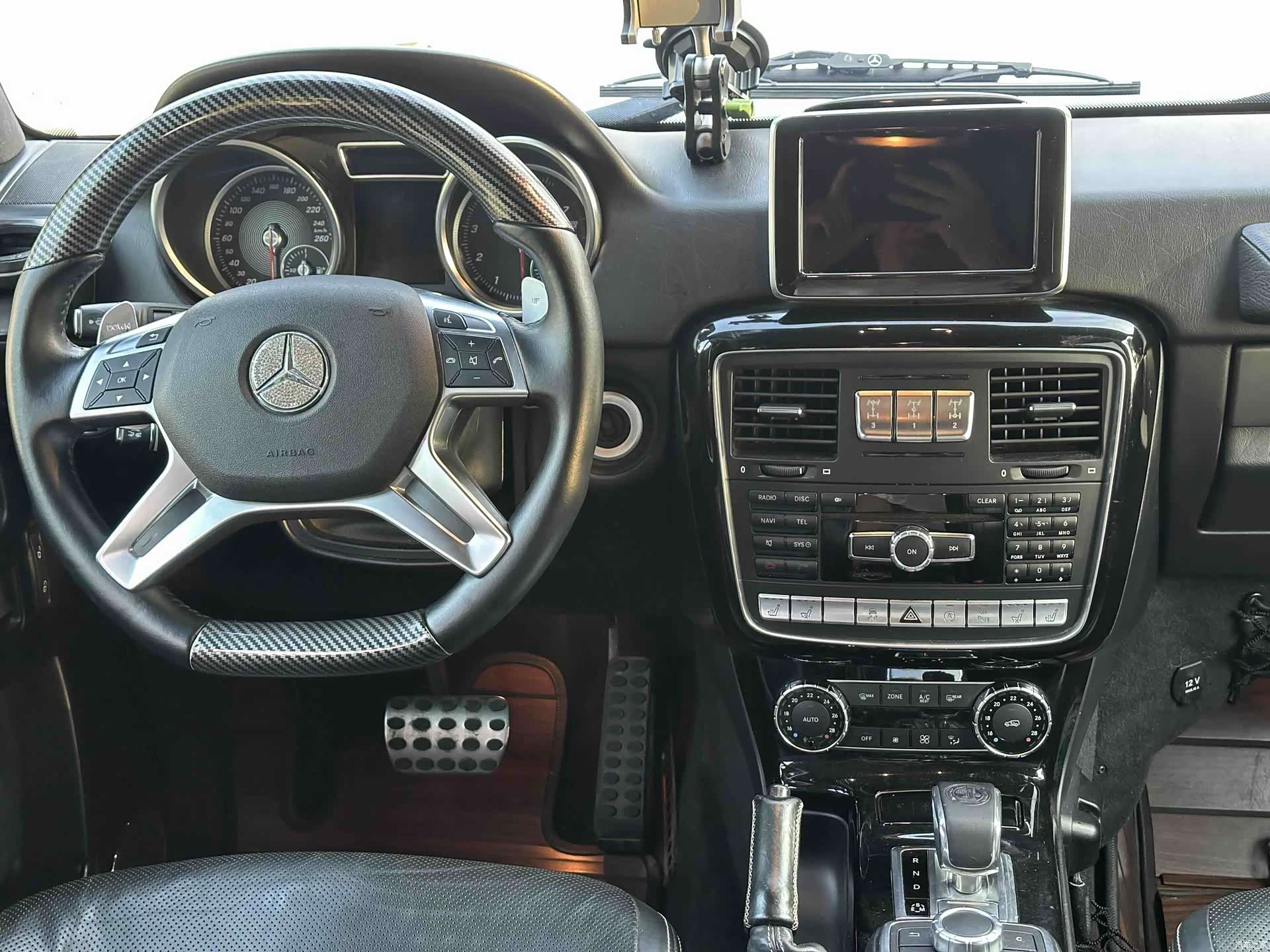 Mercedes-Benz G-Class, 2018 9