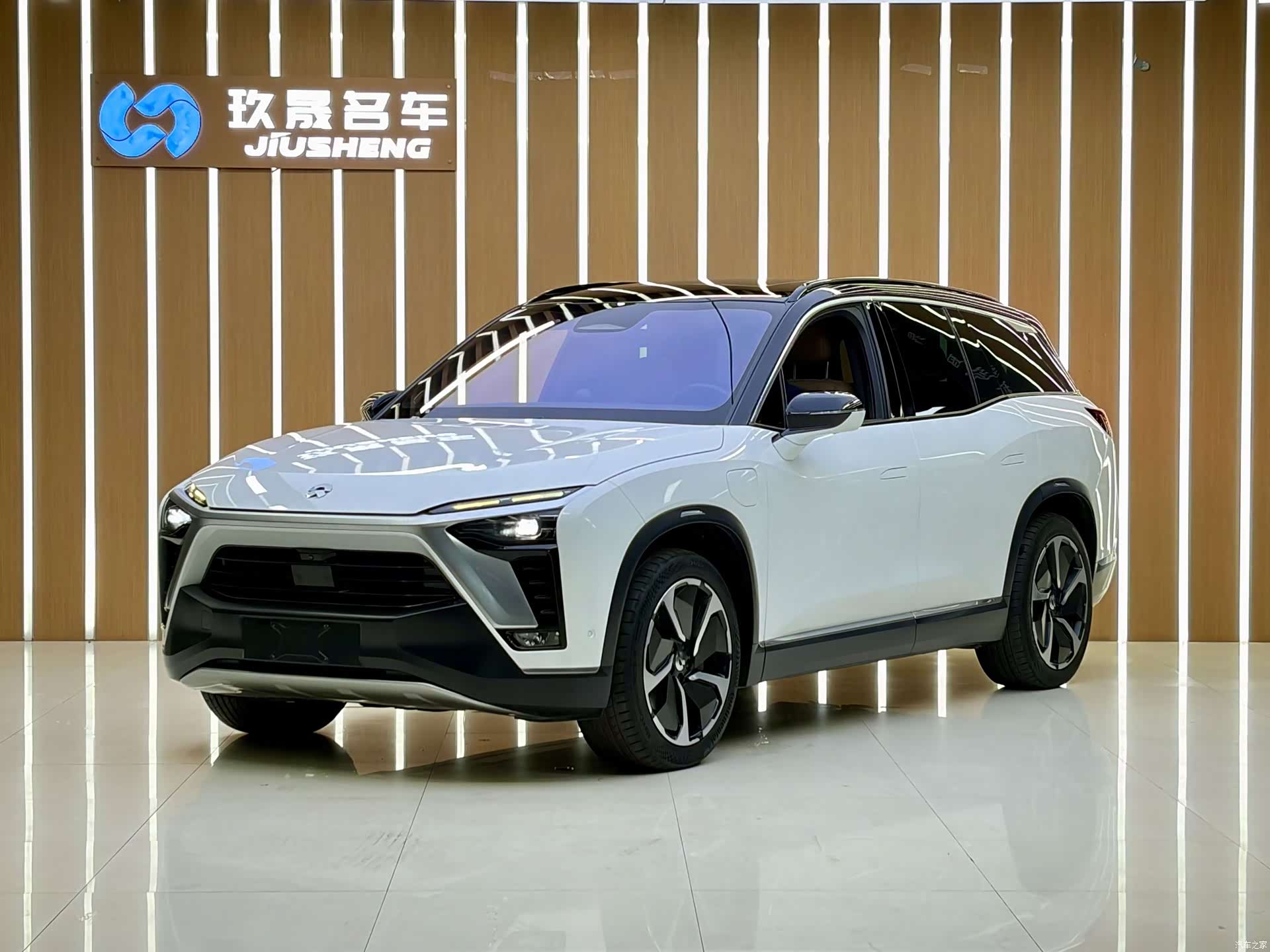 NIO ES8, 2021 1