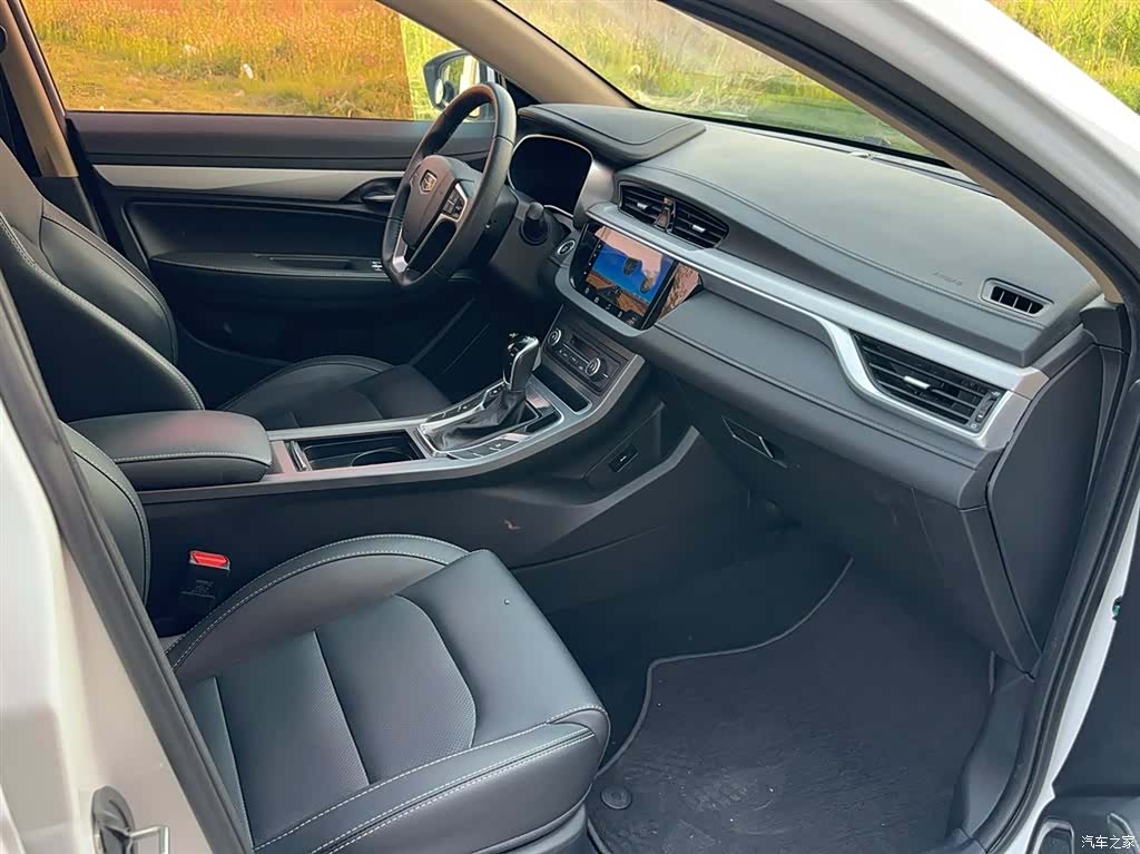 Geely Emgrand, 2018 22