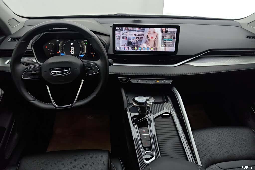 Geely Preface, 2022 12
