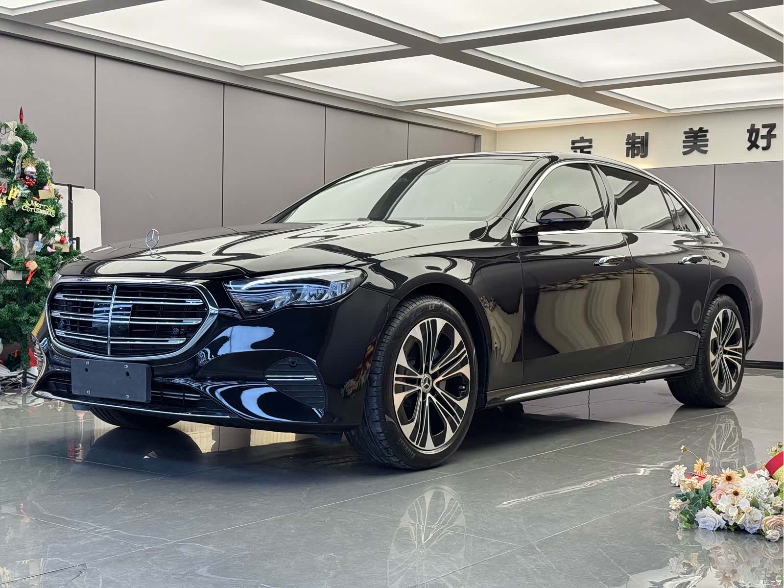Mercedes-Benz E-Class, 2025 1