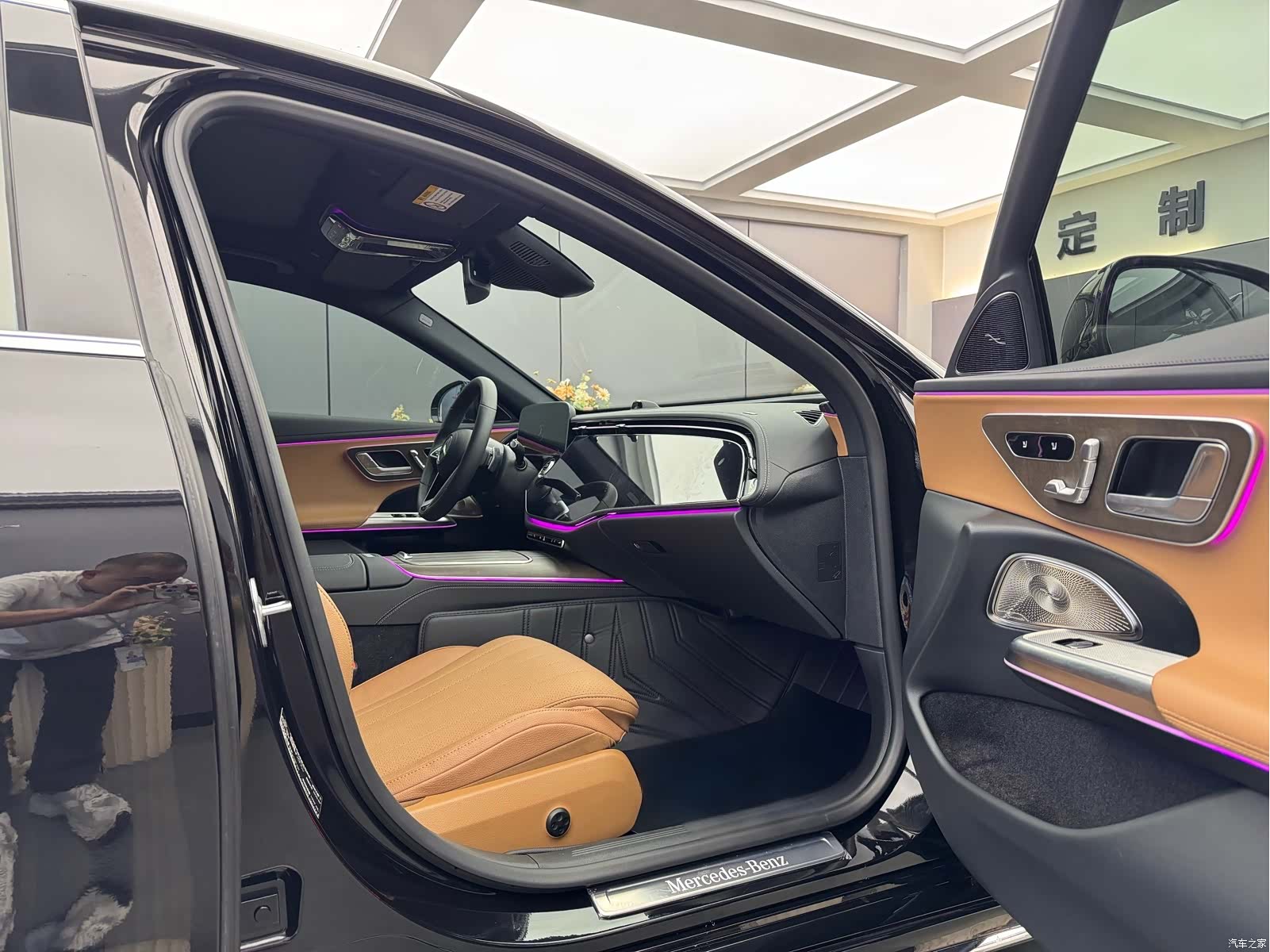 Mercedes-Benz E-Class, 2025 8