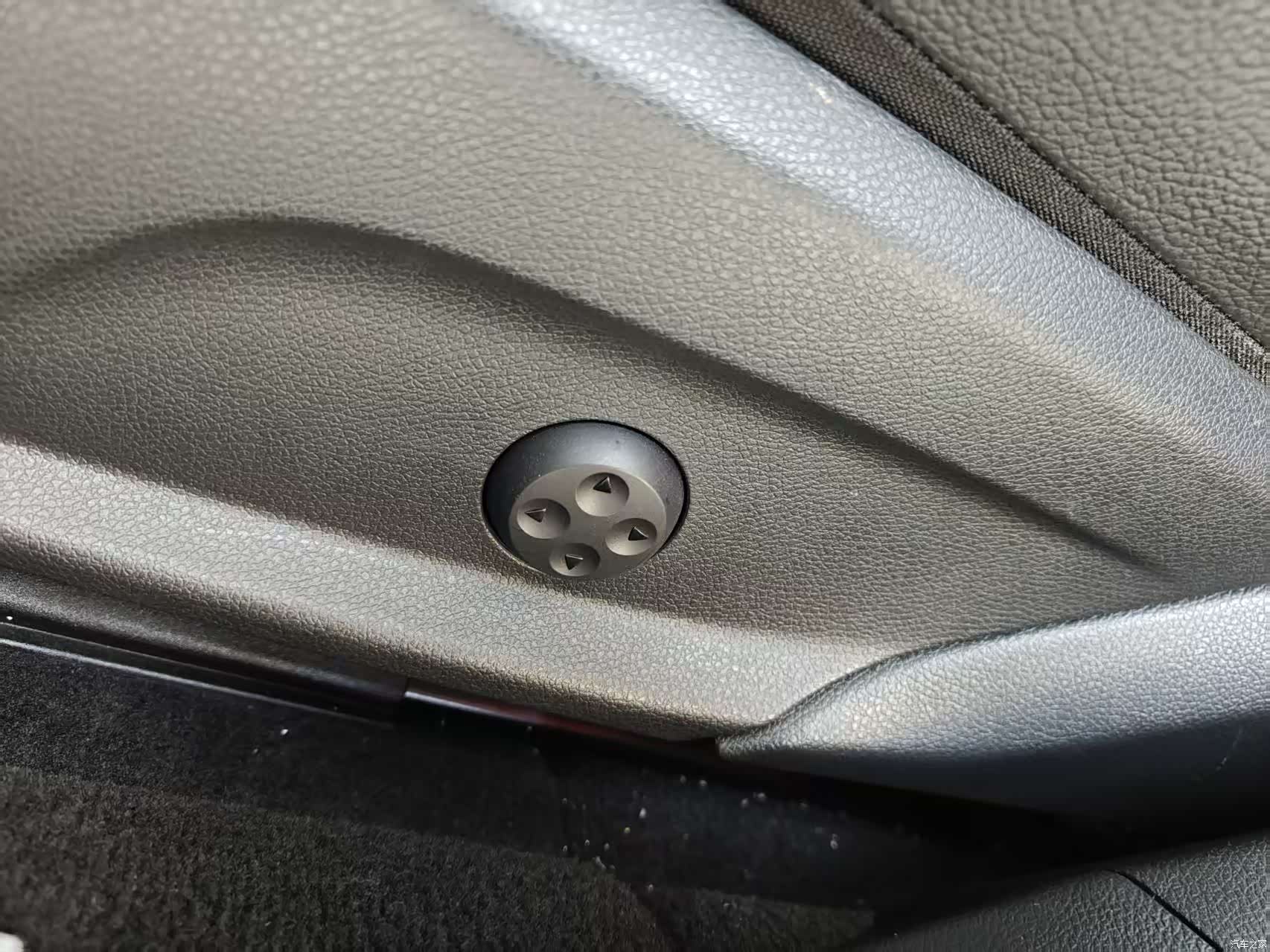 Mercedes-Benz E-Class, 2019 41