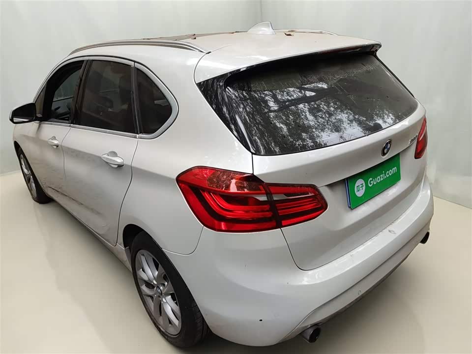 BMW 2 series station wagon