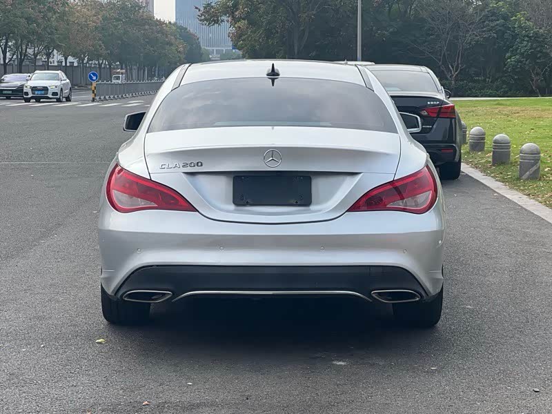Mercedes-Benz CLA