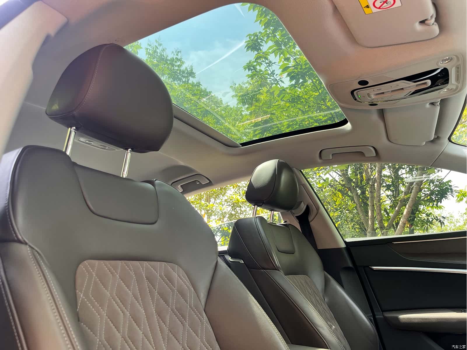 Audi A7L, 2023 10