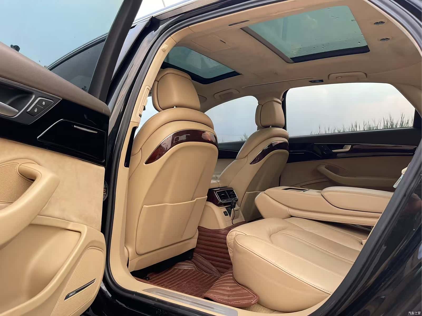 Audi A8L, 2011 13