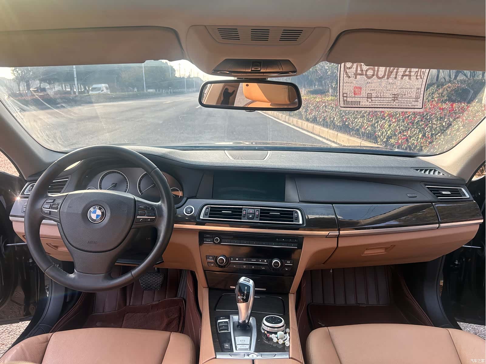 BMW 7 Series, 2012 9