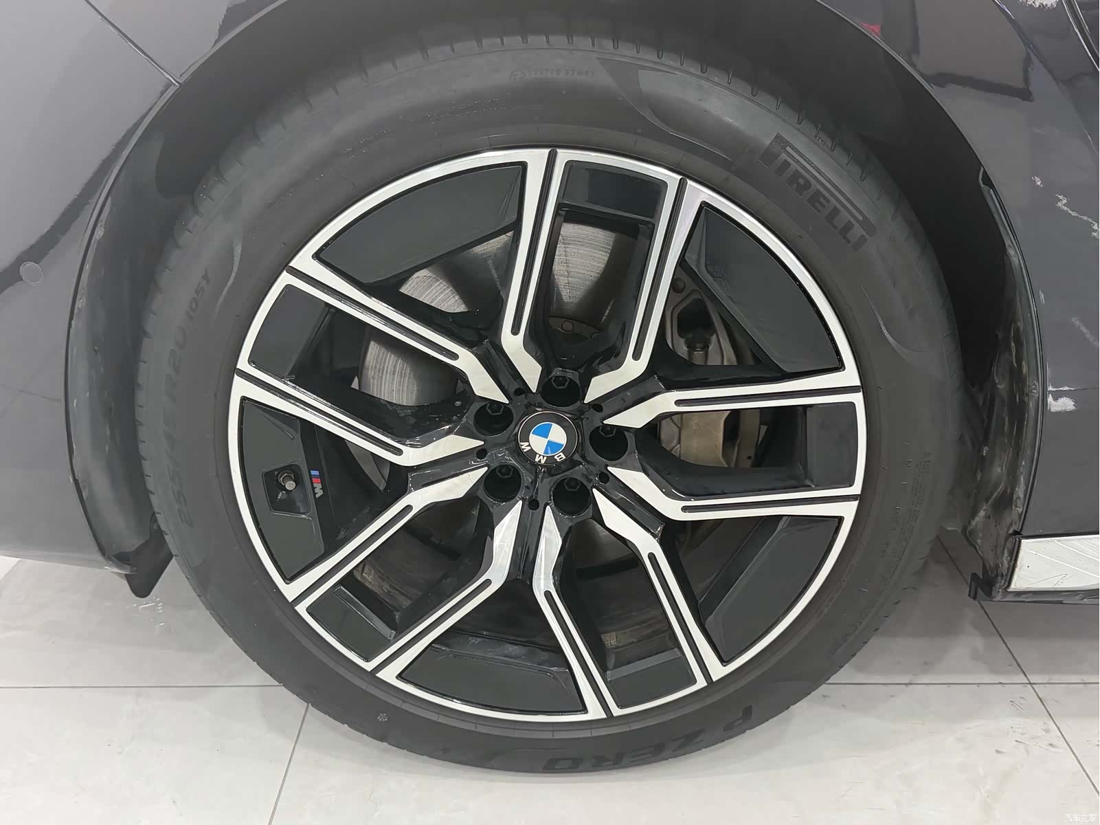 BMW i7, 2024 8