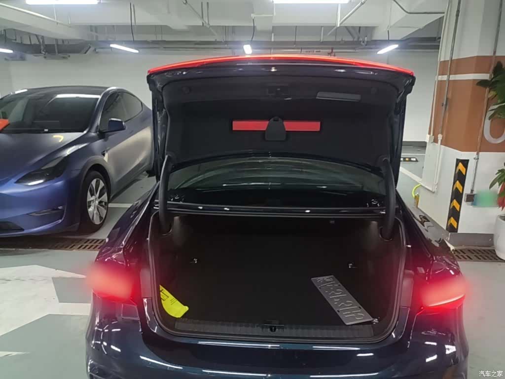 Audi A7L, 2022 19