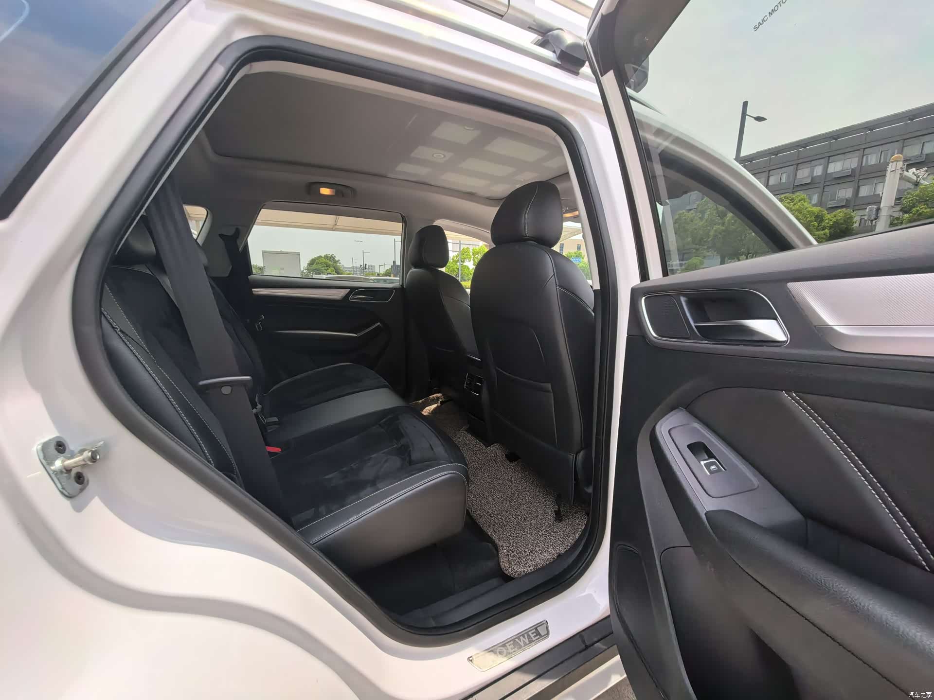 Roewe RX5, 2018 14