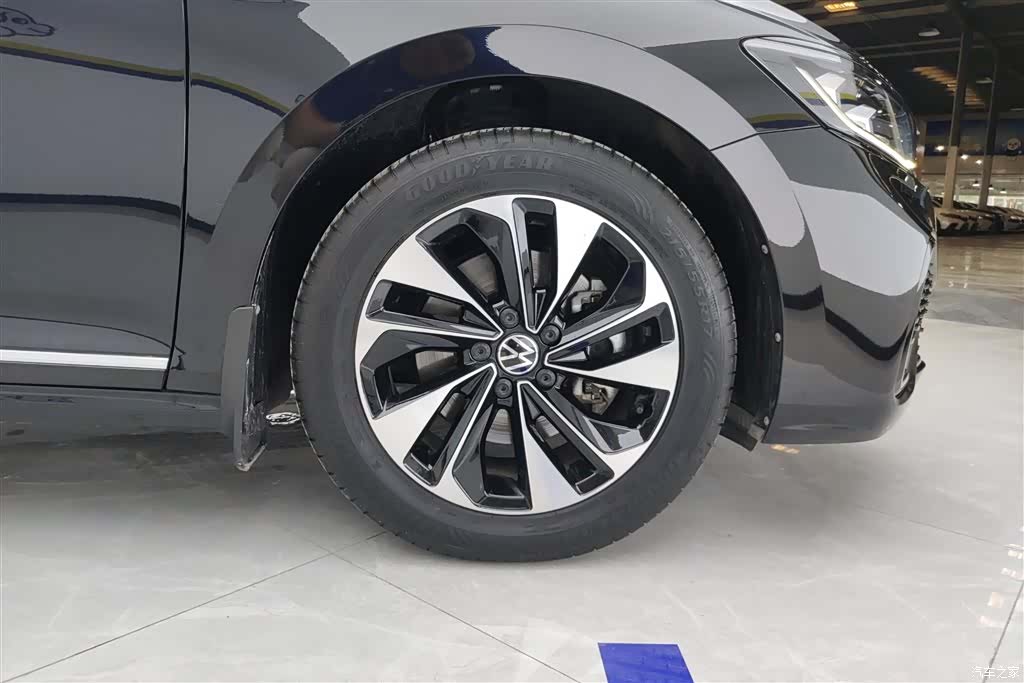 Volkswagen Passat, 2023 6