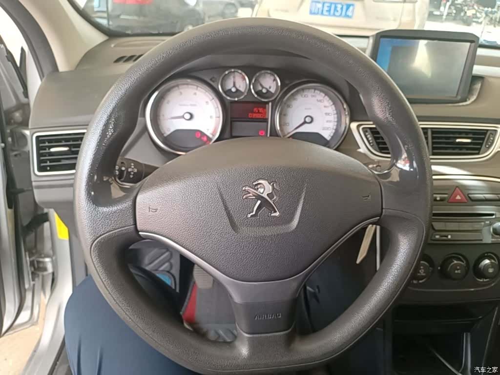 Peugeot 308, 2016 11