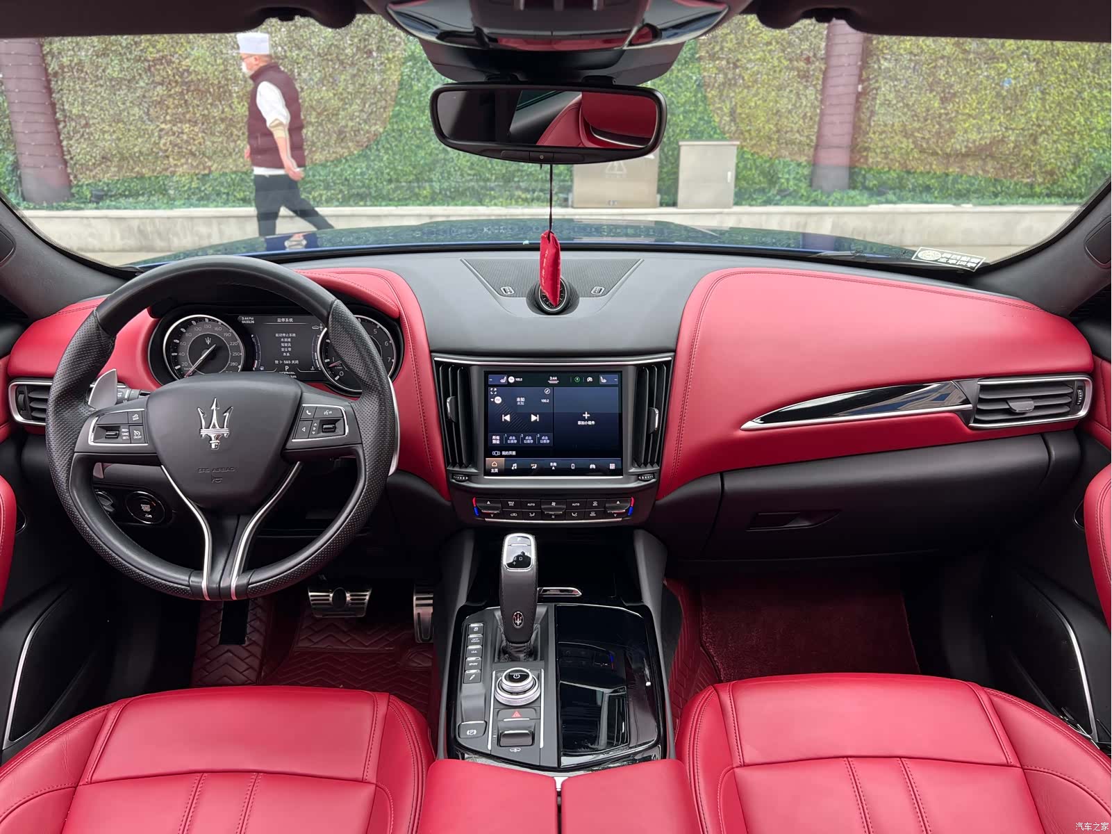 Maserati Levante, 2023 15