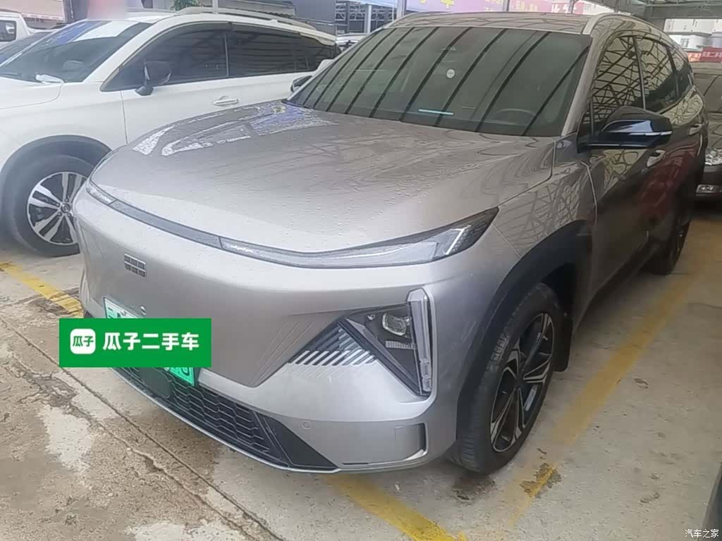 Geely Galaxy L7, 2023 1