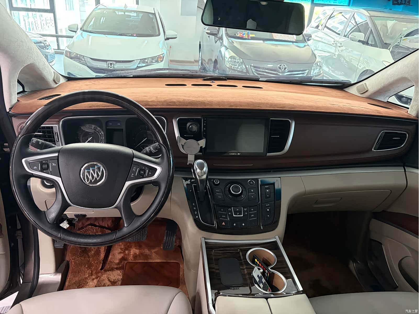 Buick GL8, 2017 10