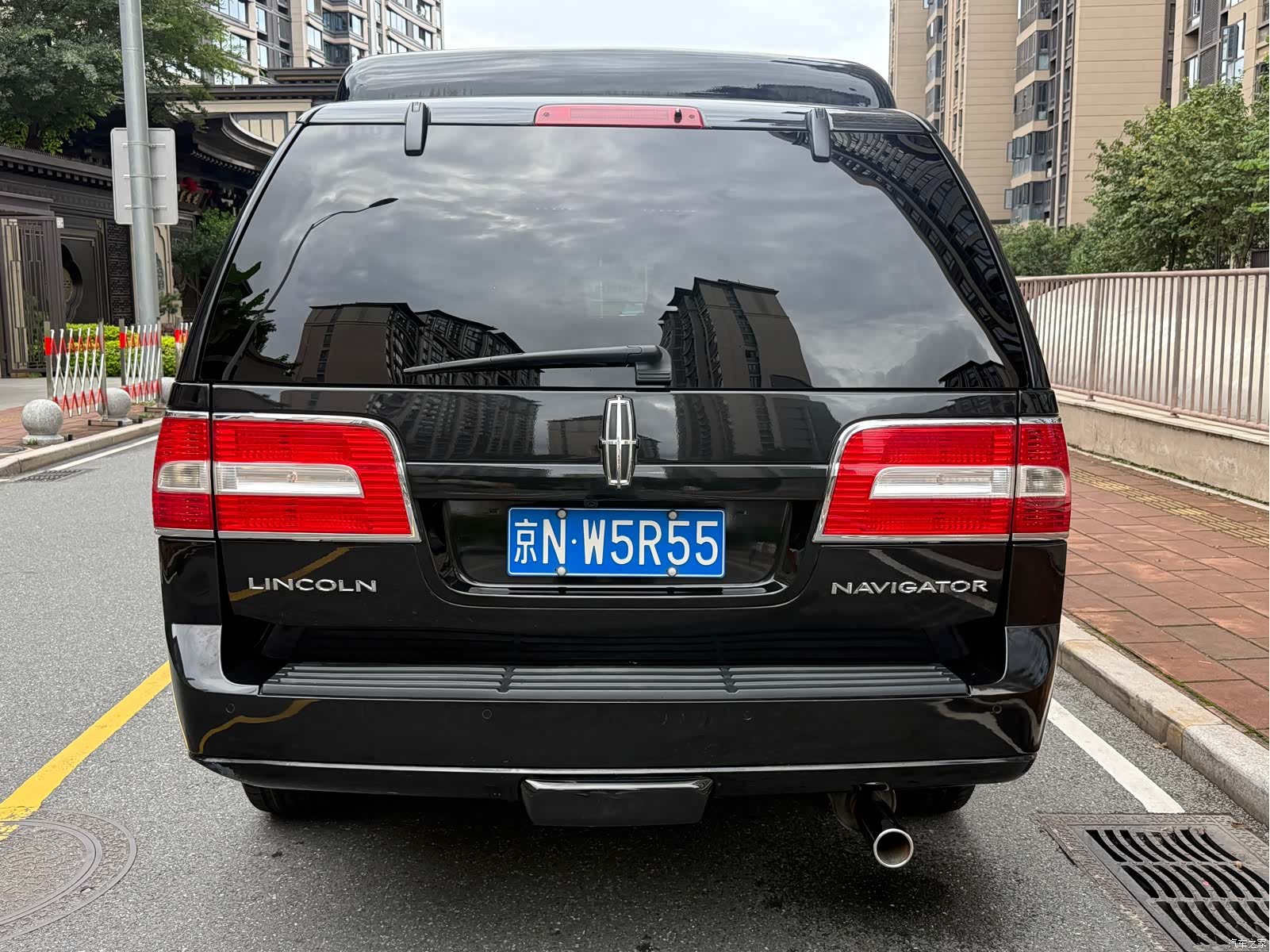 Lincoln Navigator, 2010 4