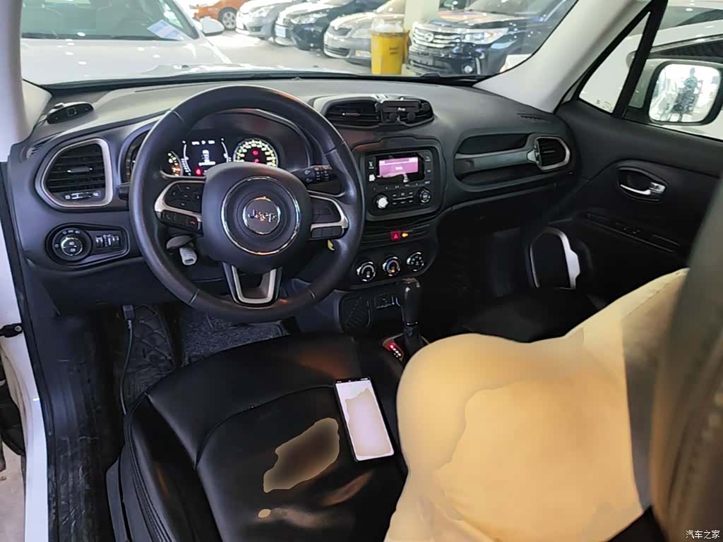 Jeep Renegade, 2017 10
