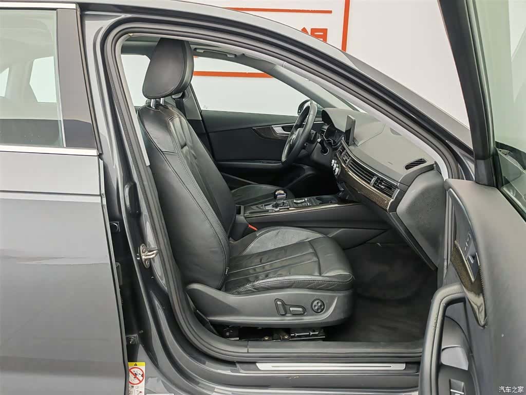 Audi A4L, 2019 23
