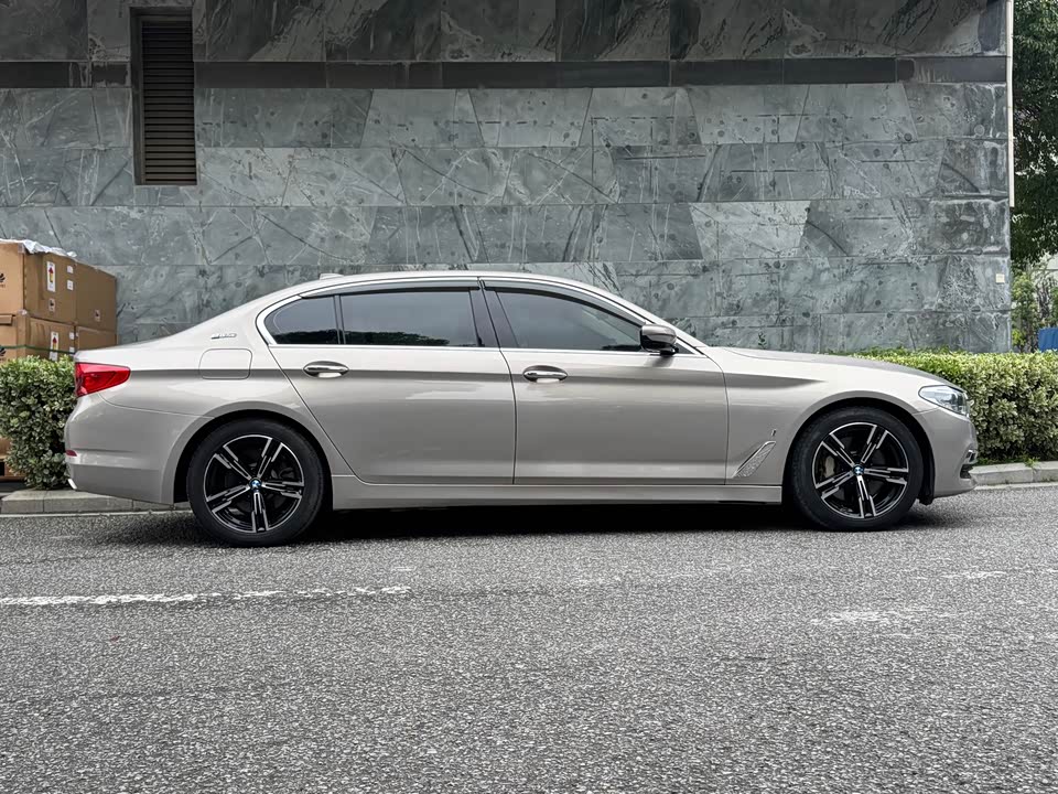 BMW 5 series BMW 5 series