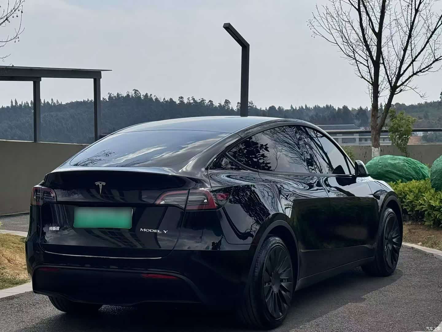Tesla Model Y, 2022 7