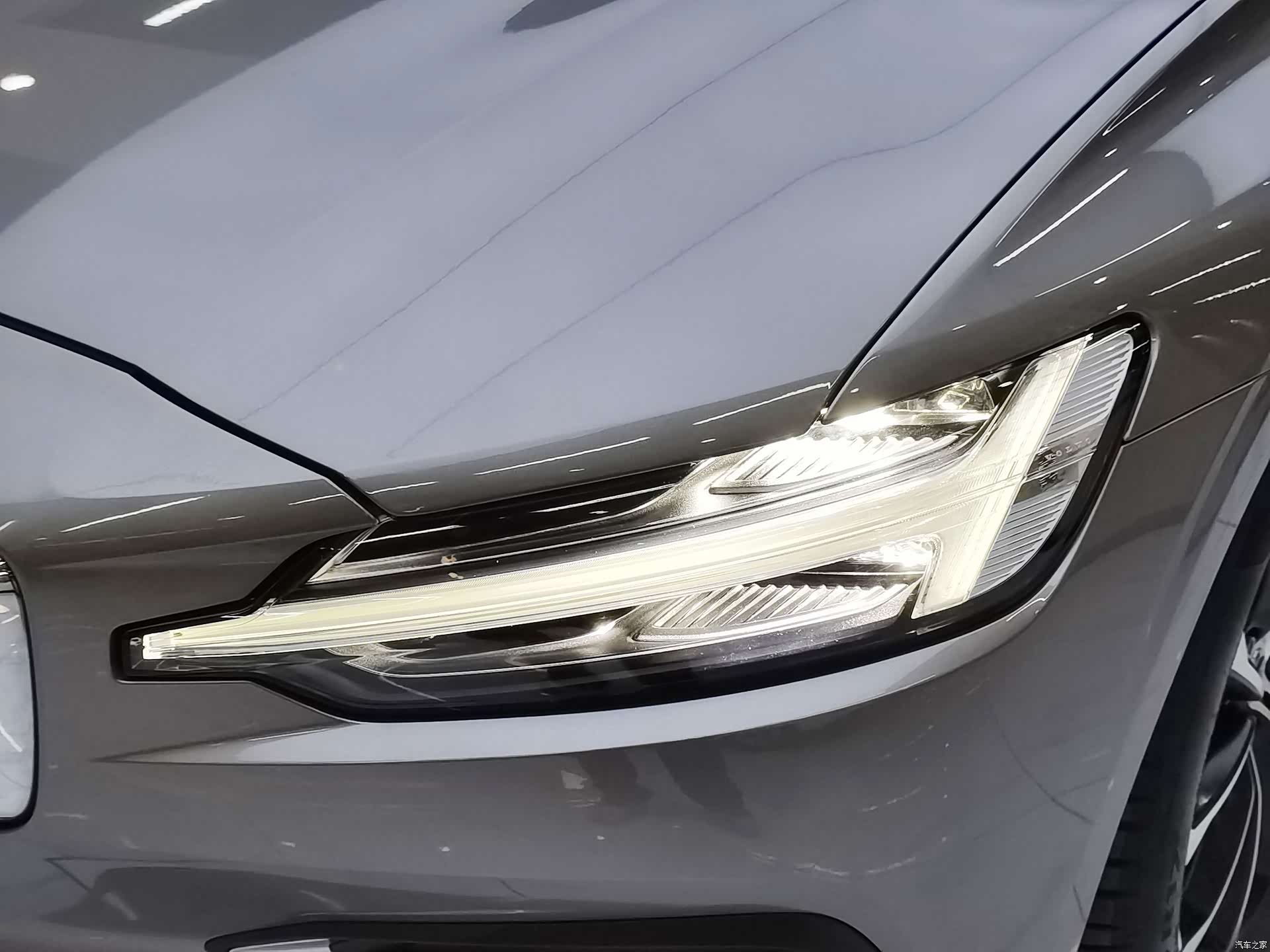 Volvo S60, 2022 8