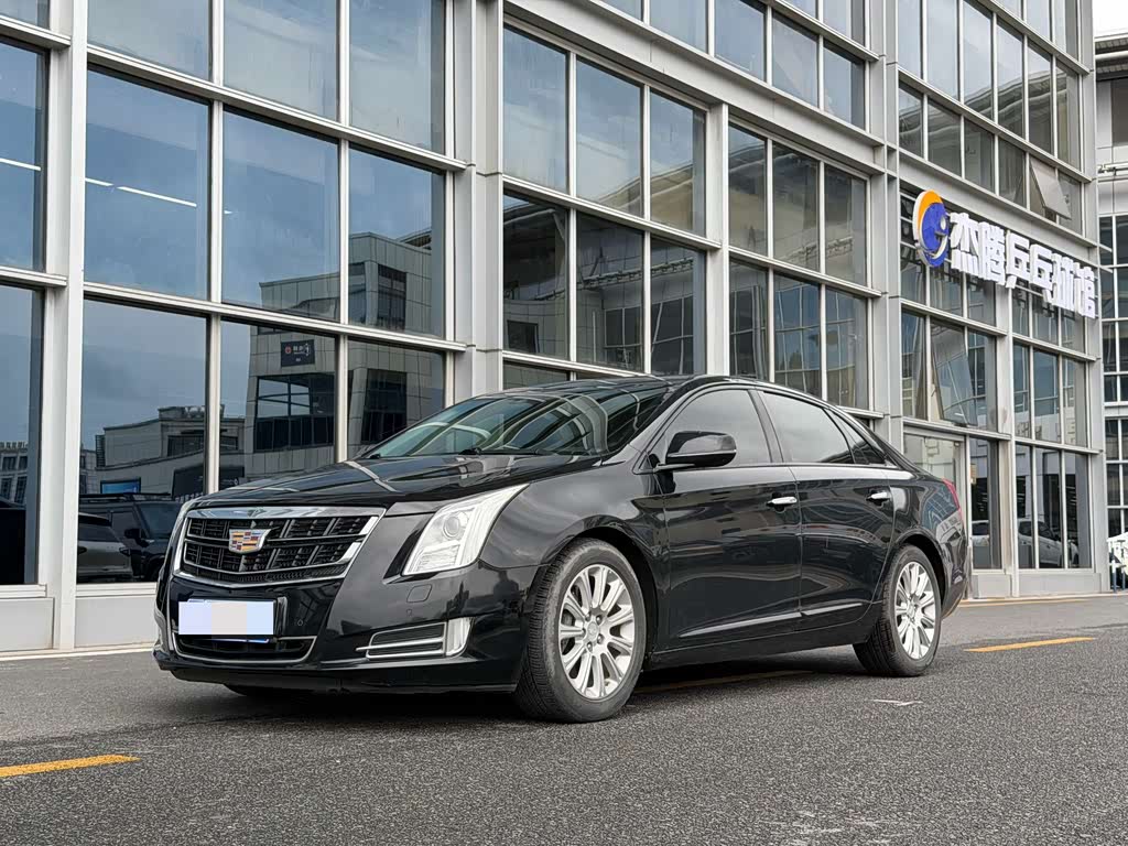Cadillac XTS