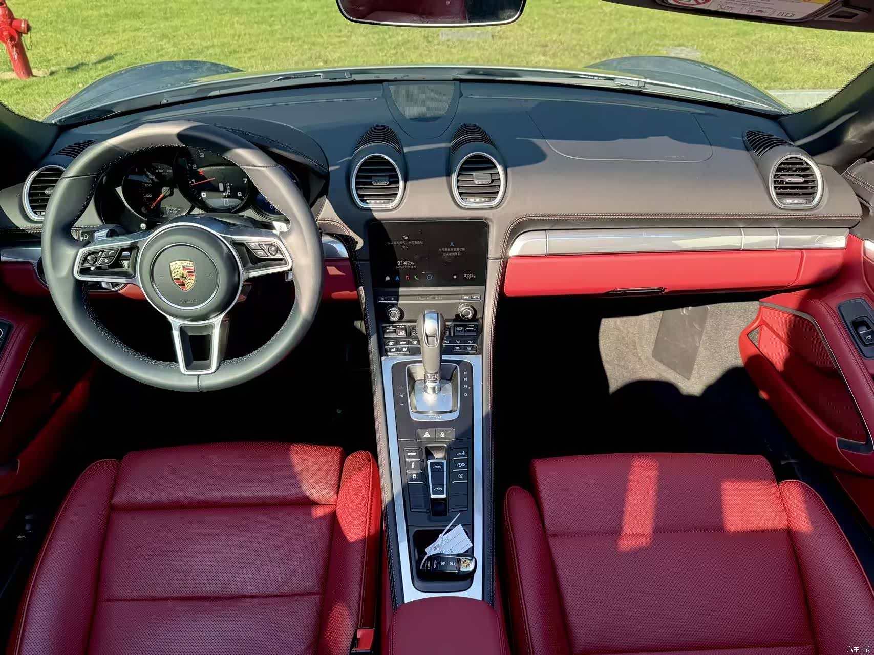 Porsche Boxster, 2024 10