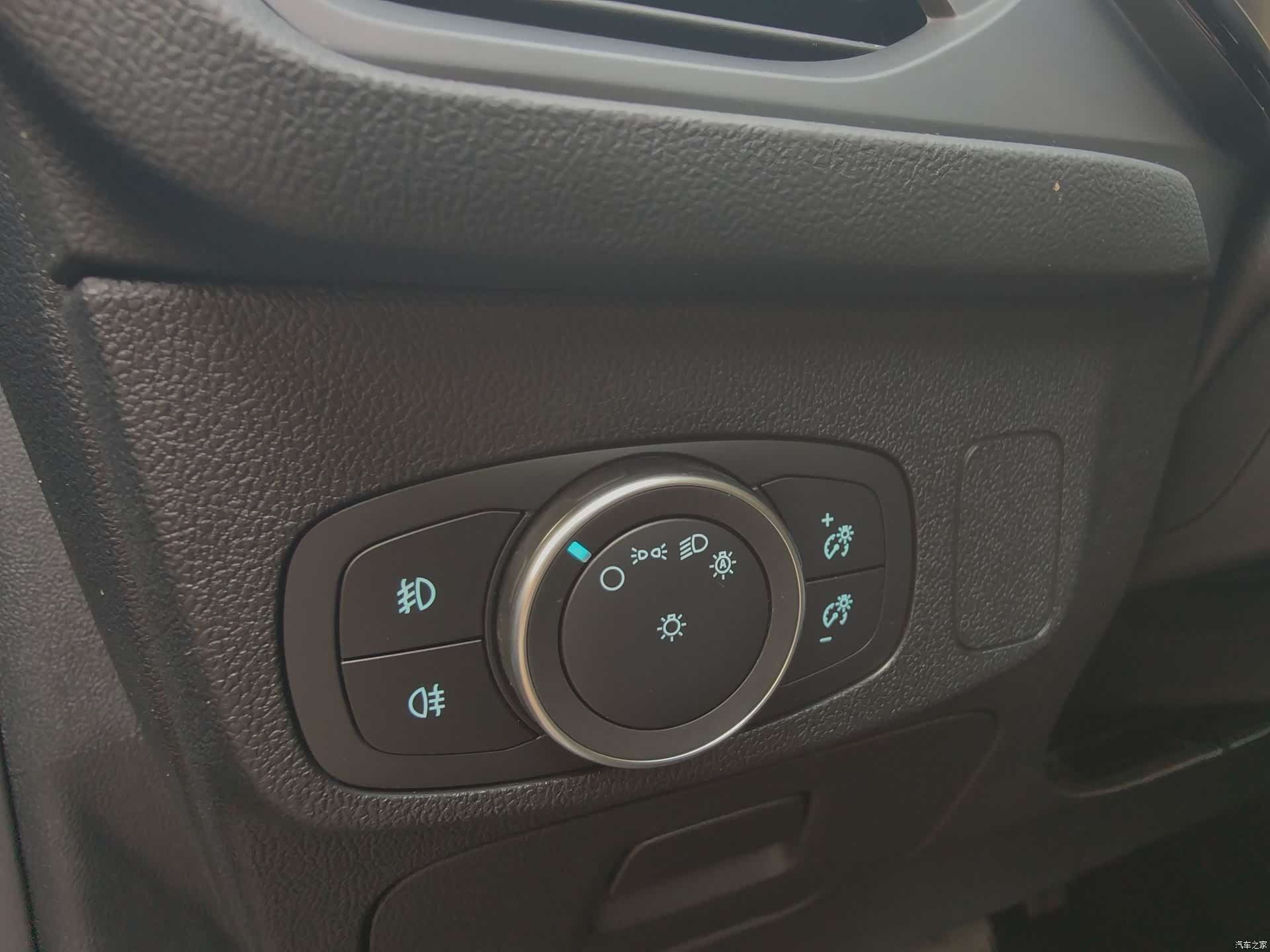 Ford Focus, 2020 13