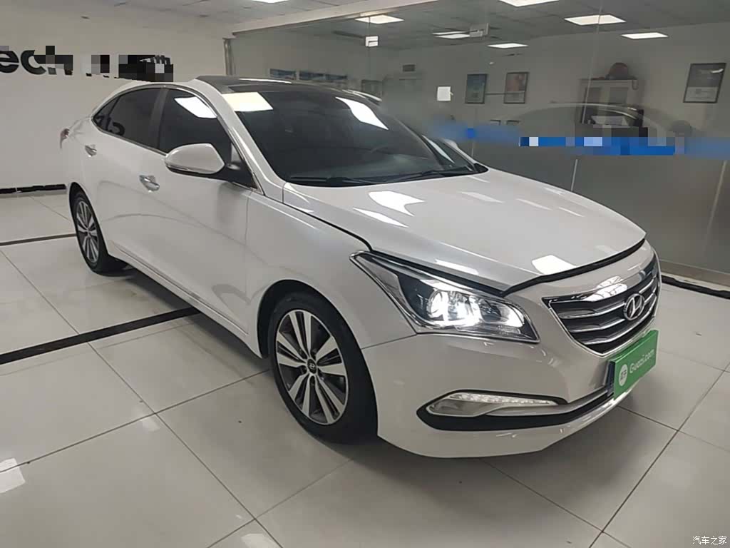 Hyundai DLX, 2016 4