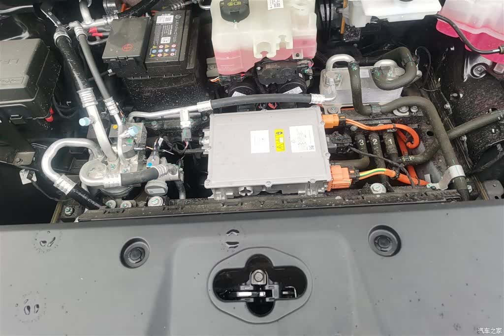 Leapmotor C16, 2025 10