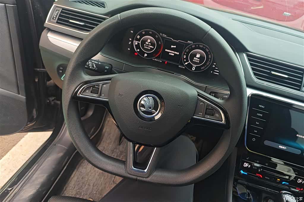 Skoda Superb, 2024 15